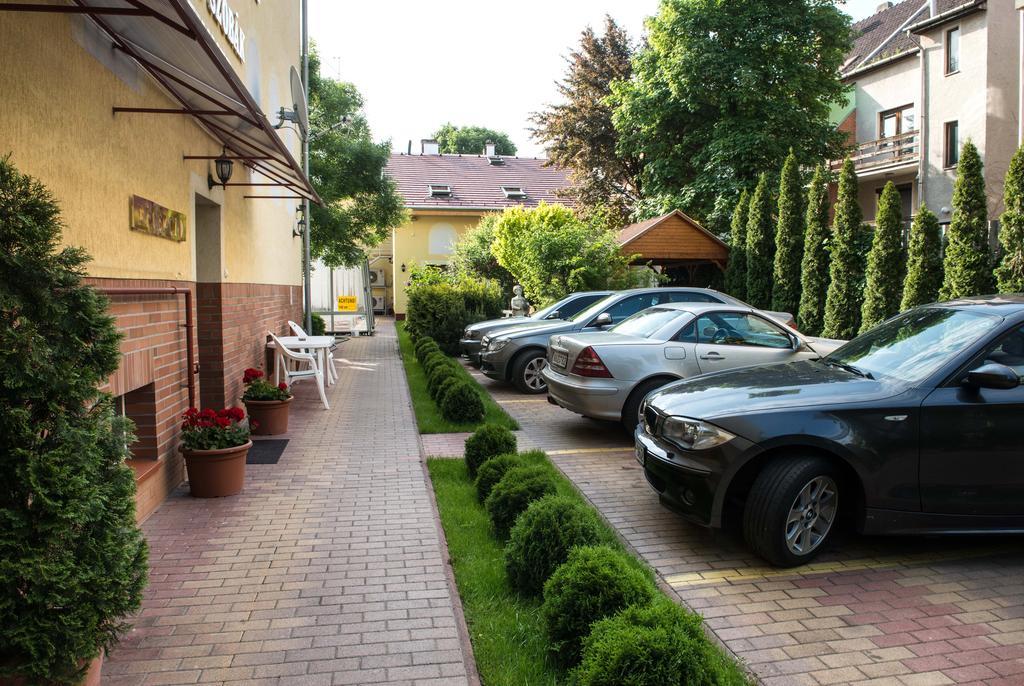 Bl Luxus Apartman Szeged Luaran gambar