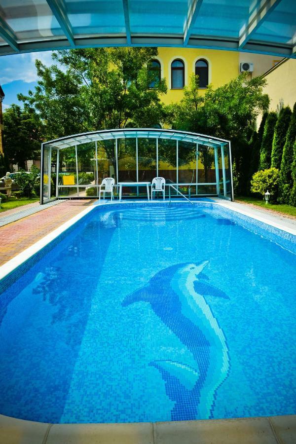Bl Luxus Apartman Szeged Luaran gambar